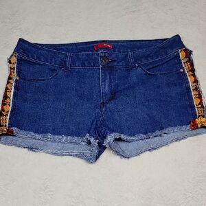 Y2K BONGO Distressed Boho Cutoff Denim Jean Shorts Low Rise Size 11